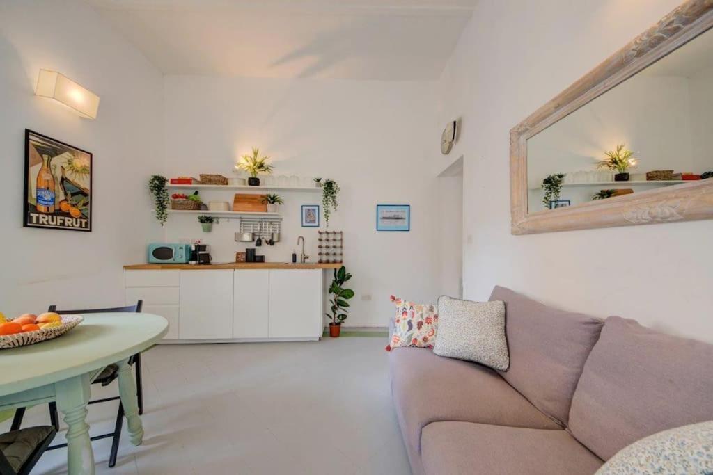 Traditional Maltese Town House In Floriana Екстер'єр фото